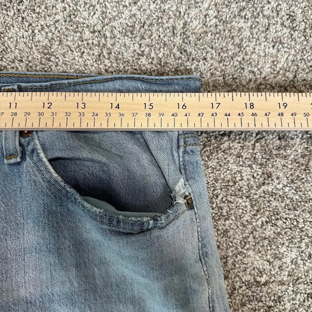Levi's 505 Jeans Mens Size 33x24 Light Wash Straight Fit Distressed Denim Grunge